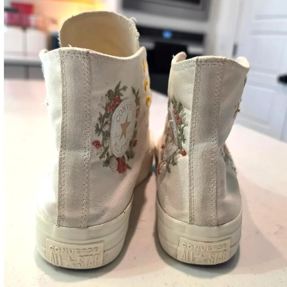 Converse ❤️ women